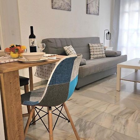 Ideal Holiday Apartment One Bedroom City Center 말라가 외부 사진