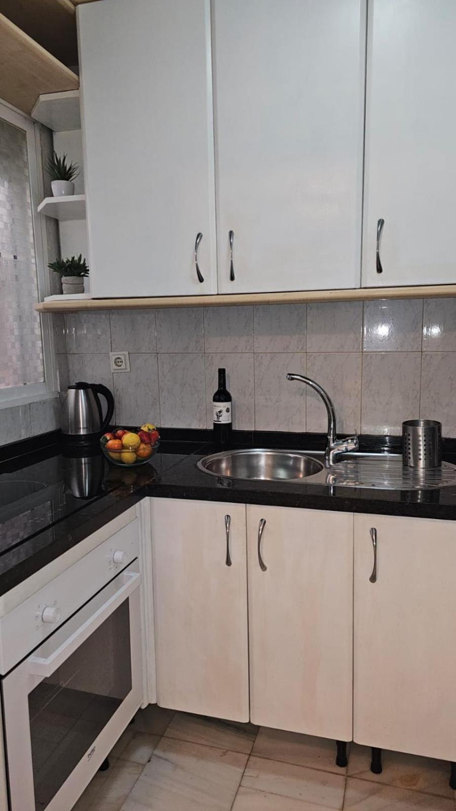 Ideal Holiday Apartment One Bedroom City Center 말라가 외부 사진